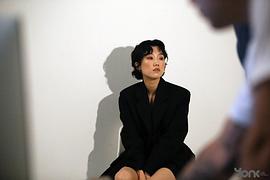 李周英