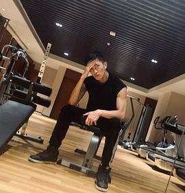 李向哲