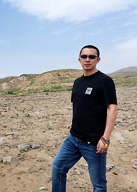 李亚宁