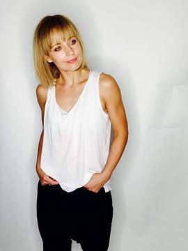 Simone Sault
