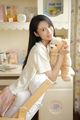 李婧瑶