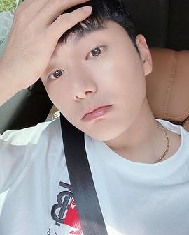 李伊庚