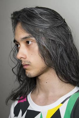 栗原类