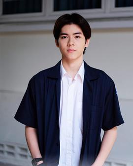 容辛·翁帕尼农