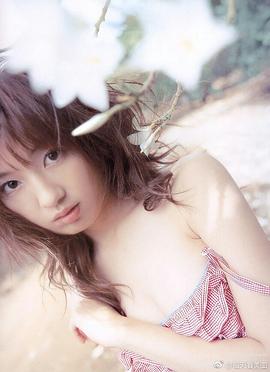 柳明日香