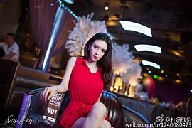 杜冯羽容