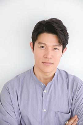 铃木亮平