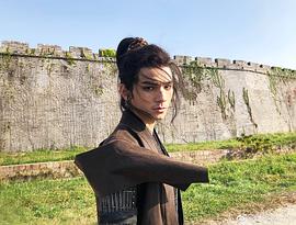 何昶希