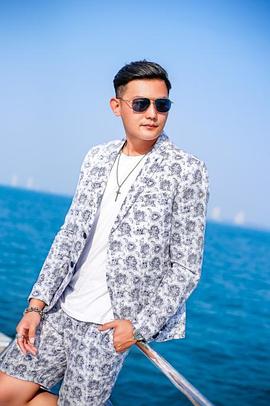 李浩轩