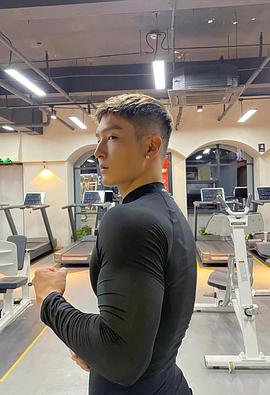 盛一伦