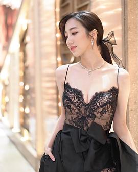 何依婷