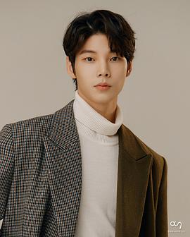 白济宇