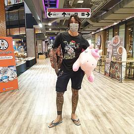 达克·巴伦育·洛乍那武蒂敦