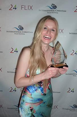 Jenn Gotzon