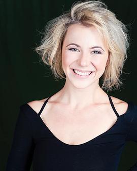 Júlia Ubrankovics