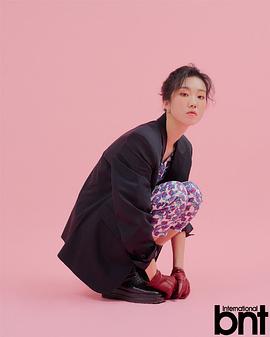李周英