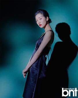 李周英