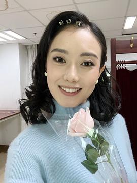 龙月