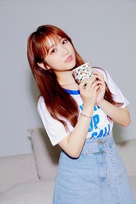 矢吹奈子