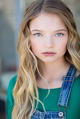 Shae Smolik