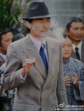 董明