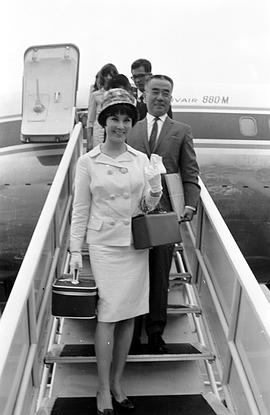 李丽华