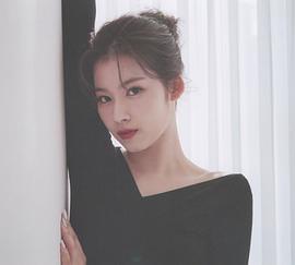 凑崎纱夏