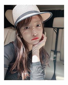 板野友美