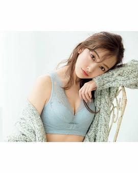 板野友美