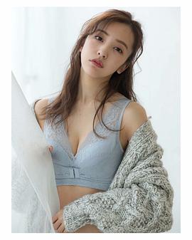 板野友美