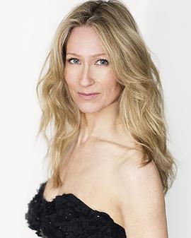 Angela Dixon