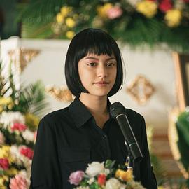 查恩雅·麦克洛里