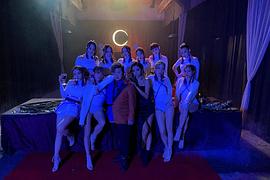 梁业