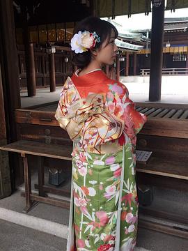 小岛梨里杏