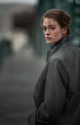 宝琳·乐娜威尔