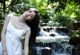 鞠婧祎