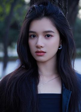 张婧仪