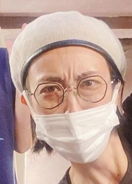西冈知美