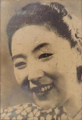 田中绢代