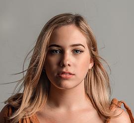 Chloë Marie Rhoades