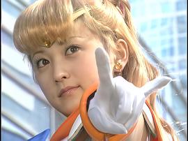 小松彩夏