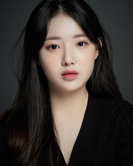 闵彩恩