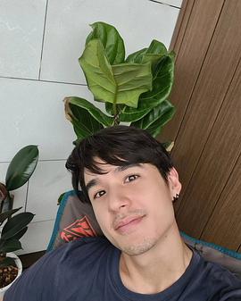 查亚鹏·朱利·普帕特