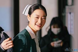 金伊敬