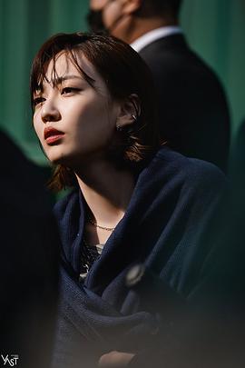 金智仁
