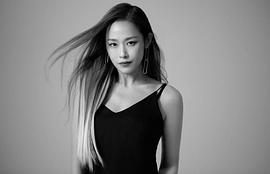 张妵希