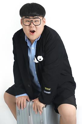 康启轩