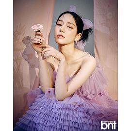李侑菲