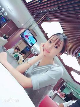 傅杨杨