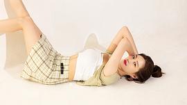李侑菲